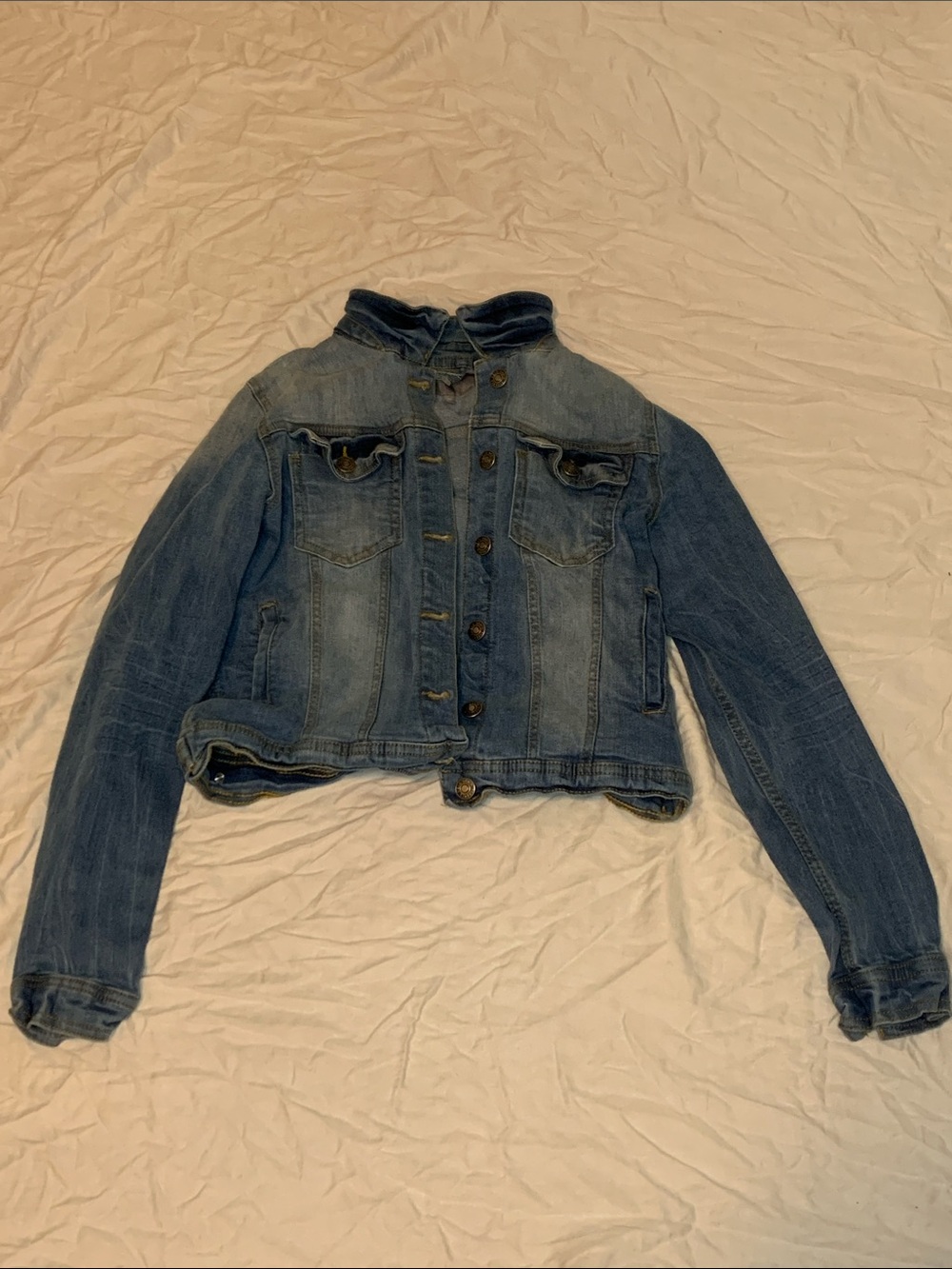 Women's Faded Blue Cropped Denim Jacket